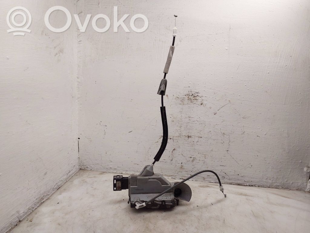 Peugeot 3008 II Etuoven lukko 