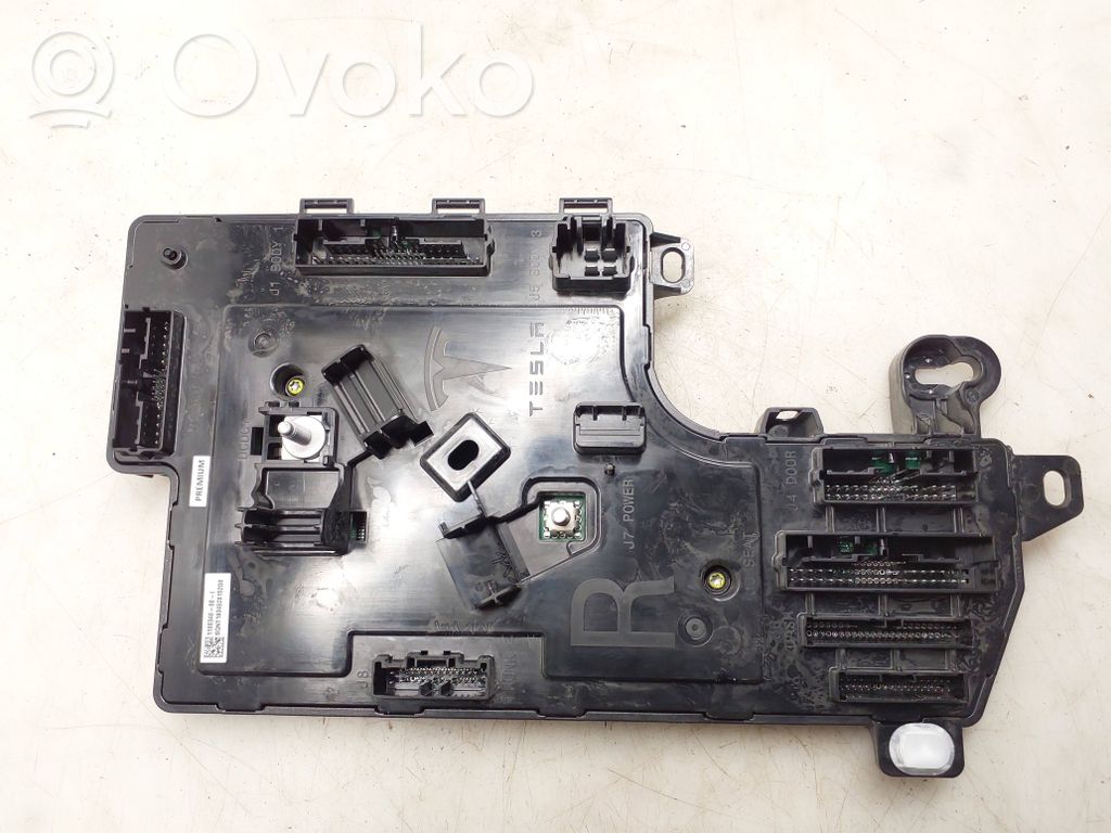 Tesla Model 3 Modul confort 