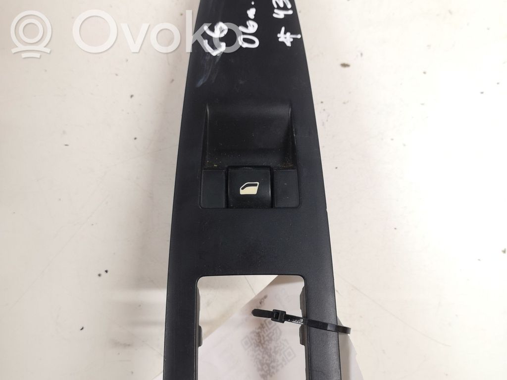 Citroen C6 Electric window control switch 