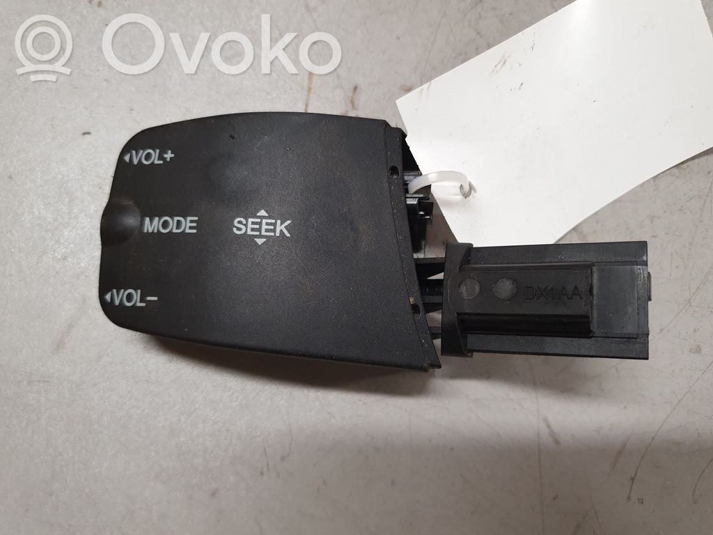 Sound control switch   758710,3M5T14K147