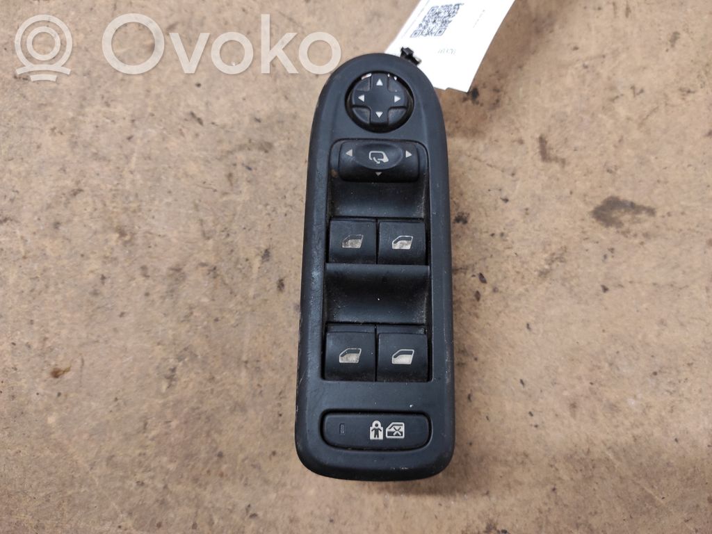 Citroen C5 Electric window control switch 