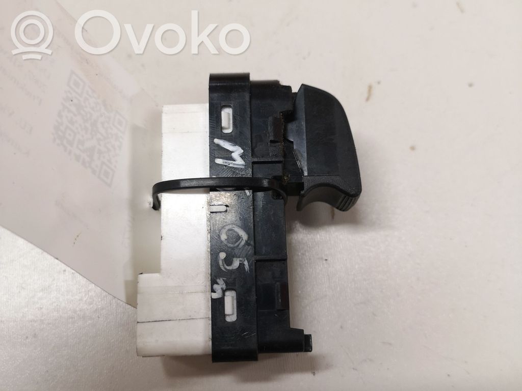 Mazda 5 Electric window control switch 