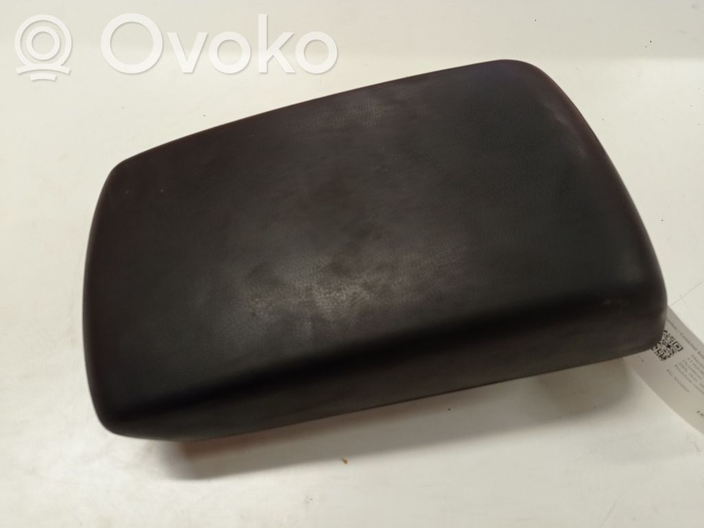 Mazda 3 I Armrest 