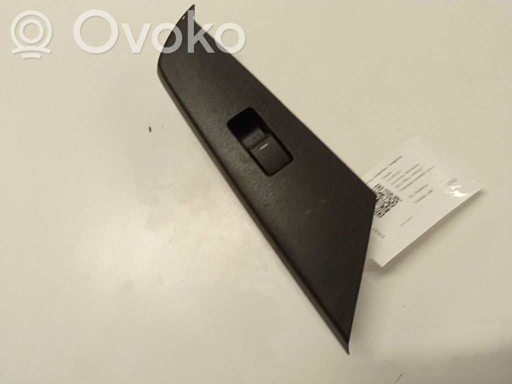 Mazda 3 II Electric window control switch 