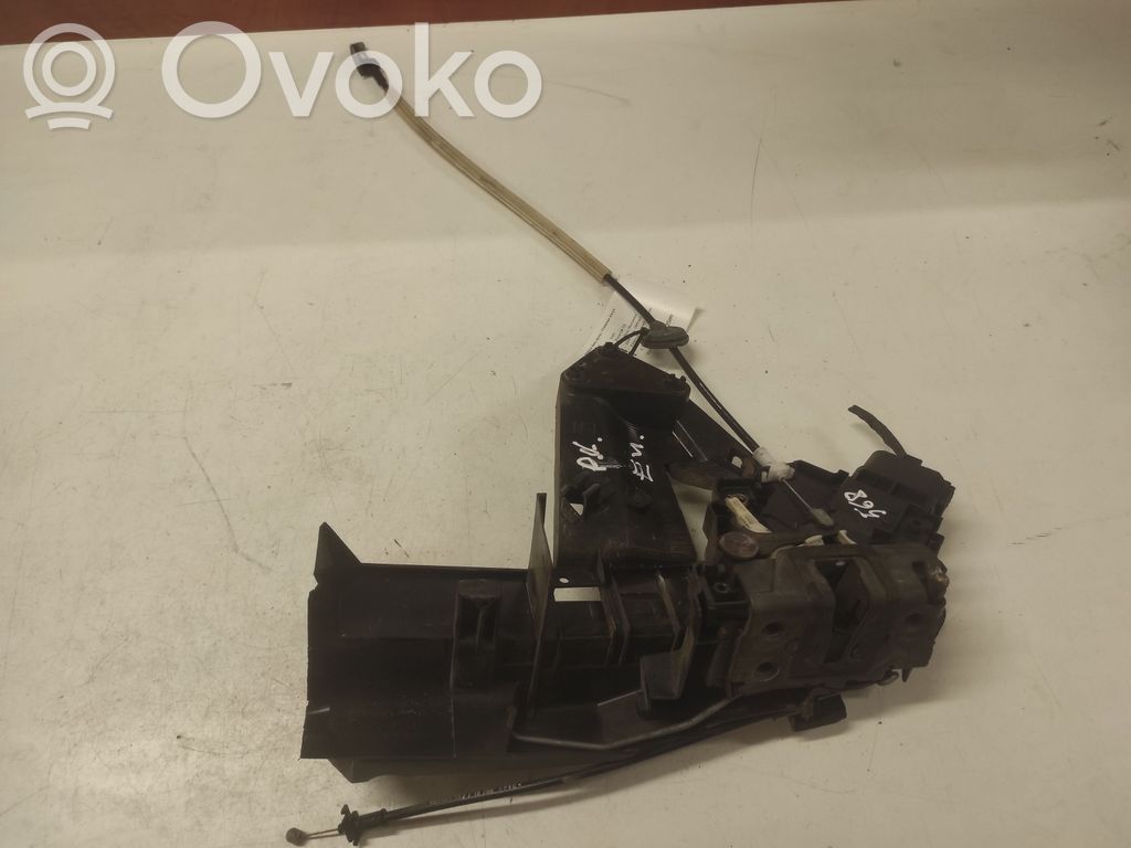 Ford Focus Front door lock 