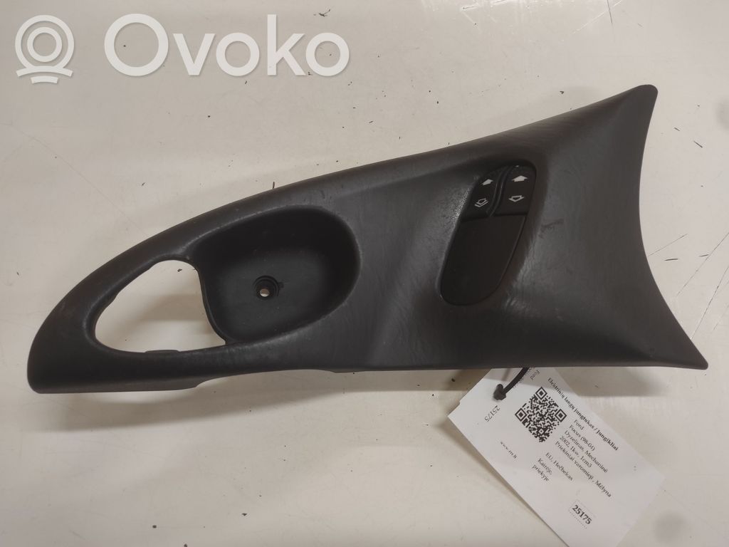 Ford Focus Electric window control switch 