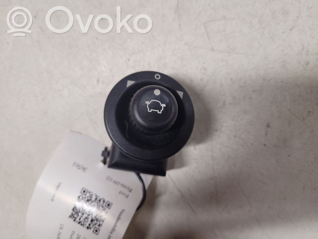 Ford Fiesta Wing mirror switch 