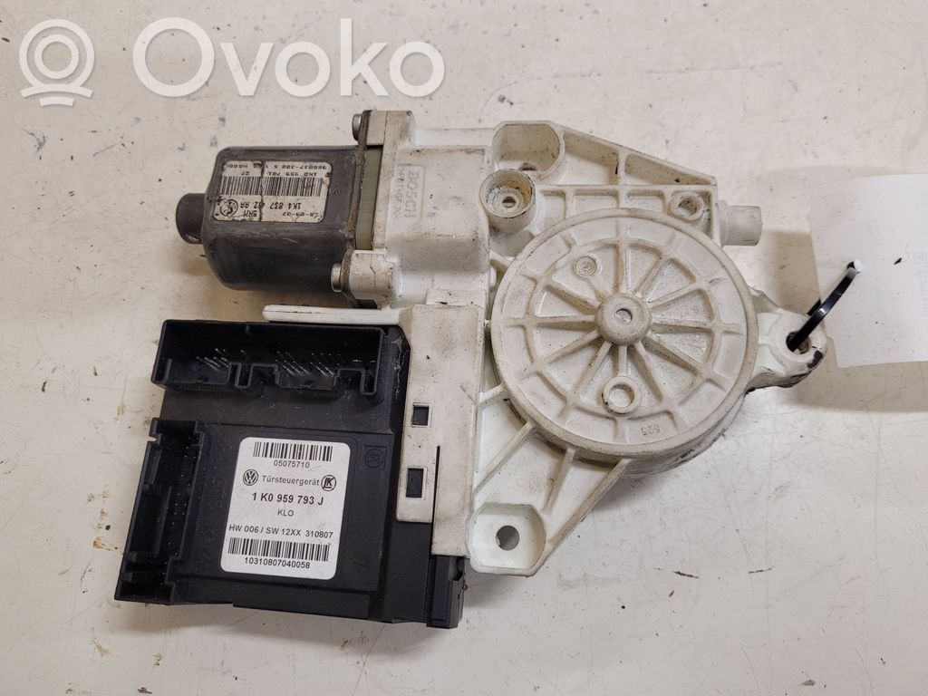 Volkswagen Golf V Silnik regulatora szyby drzwi przednich 