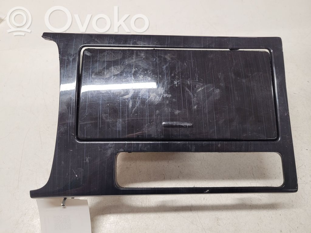Mazda 6 Cup holder front 