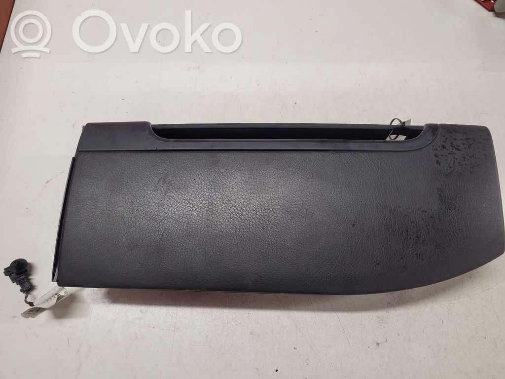 Audi A8 S8 D3 4E Daiktadėžė priekinių durų 