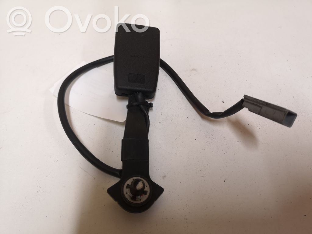 Mazda 5 Etuistuimen turvavyön solki 