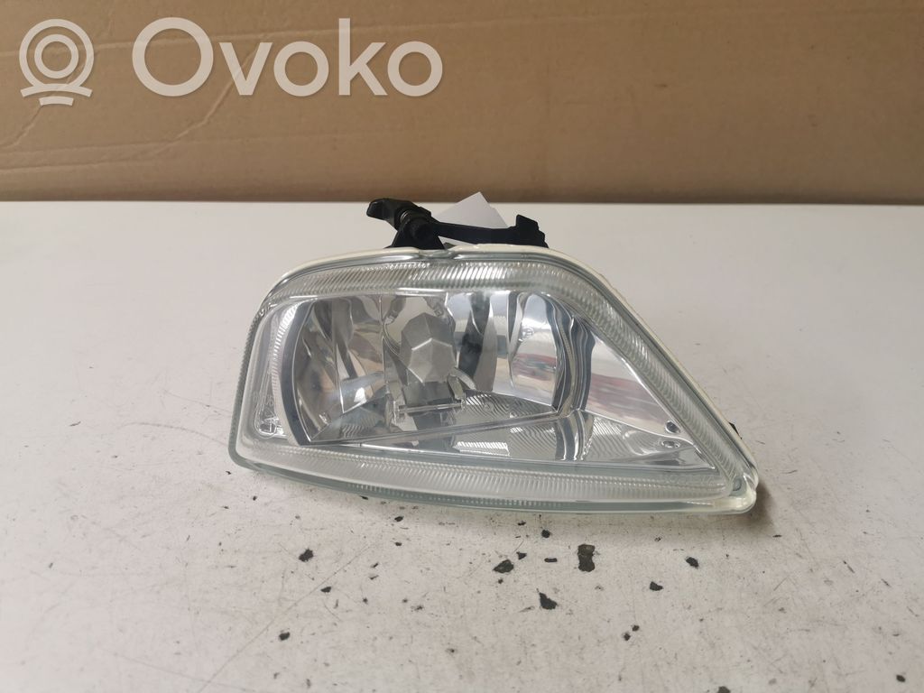 Ford Focus Miglas lukturis priekšā 