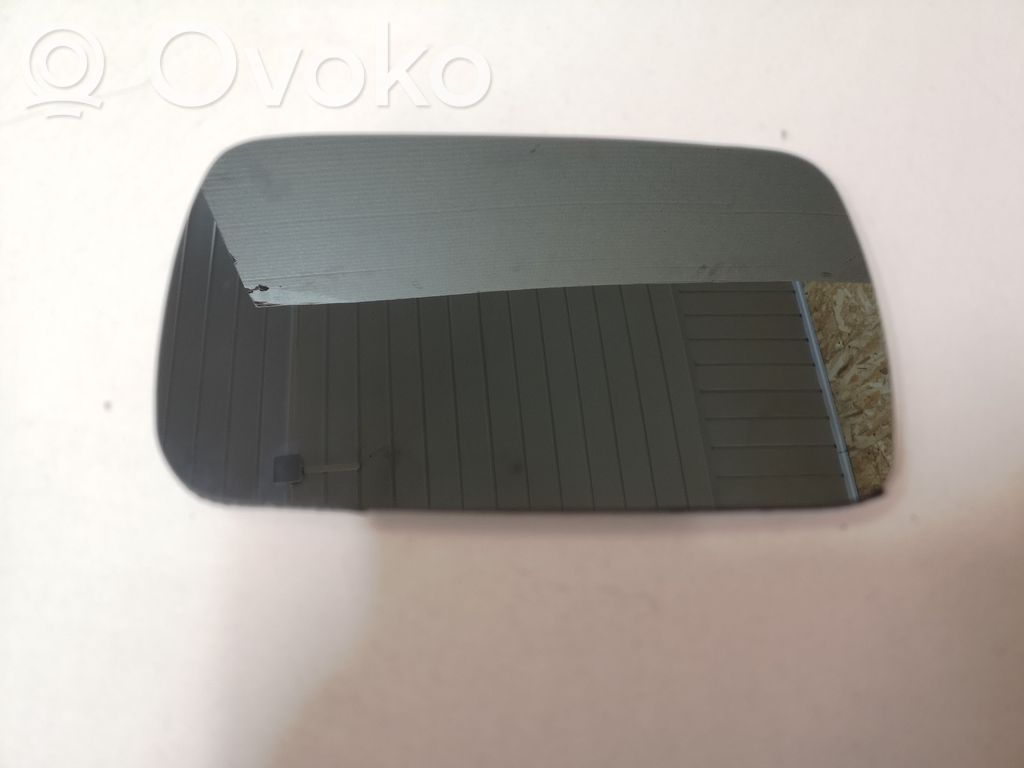 BMW 3 E36 Spoguļa stikls 