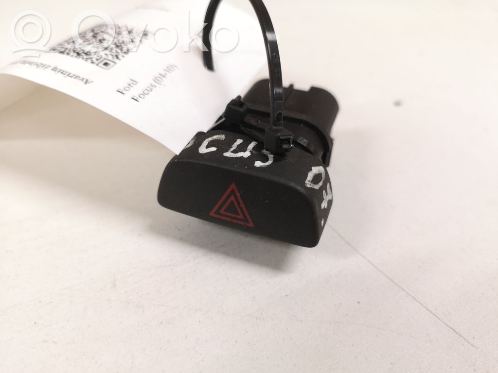 Ford Focus Hazard light switch 