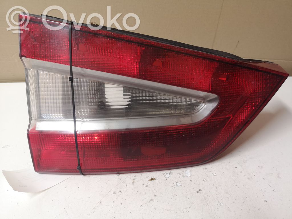 Ford Galaxy Takaluukun takavalot 