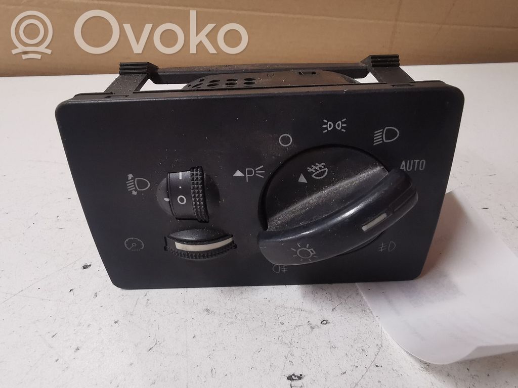 Ford Focus C-MAX Light switch 