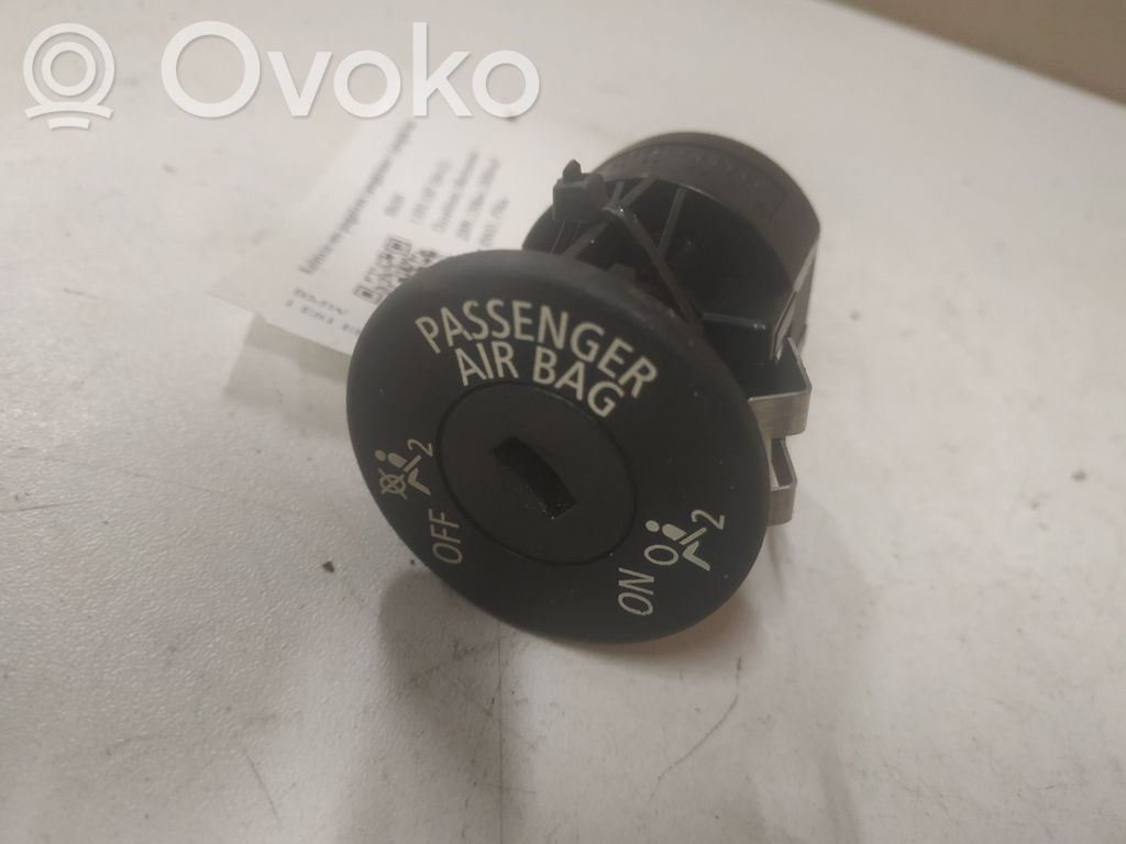 BMW 1 E81 E87 Schalter Beifahrerairbag ein/aus 