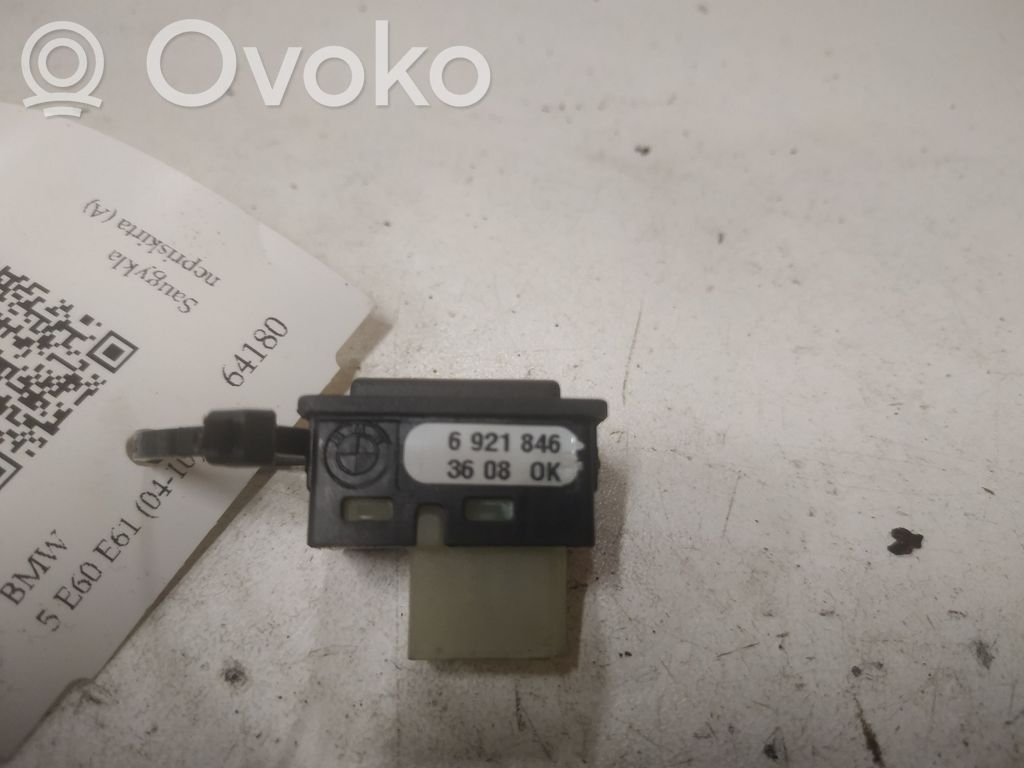 BMW 5 E60 E61 Interruptor para abrir la puerta trasera 