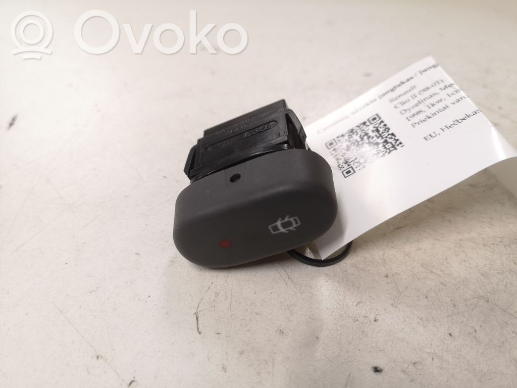 Renault Clio II Central locking switch button 