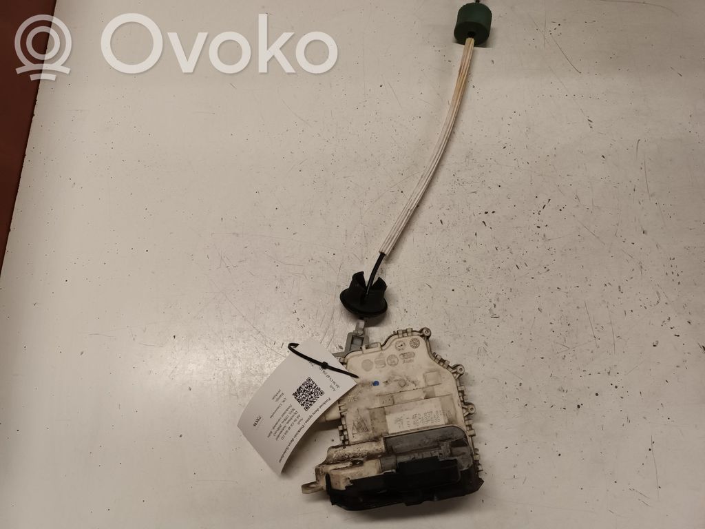 Audi A6 S6 C6 4F Front door lock 