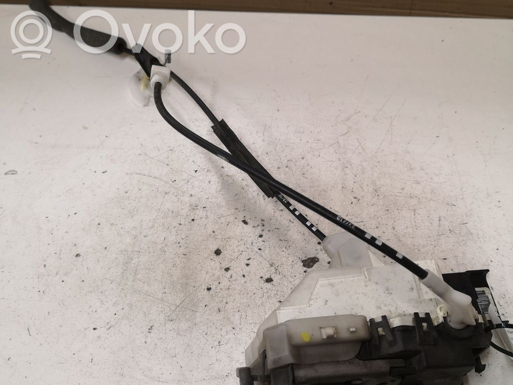 Citroen C5 Priekšpusē slēdzene 