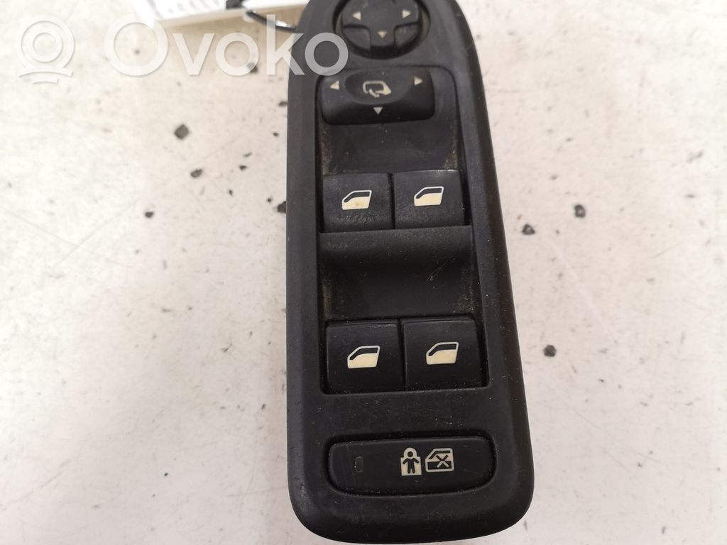 Citroen C5 Electric window control switch 