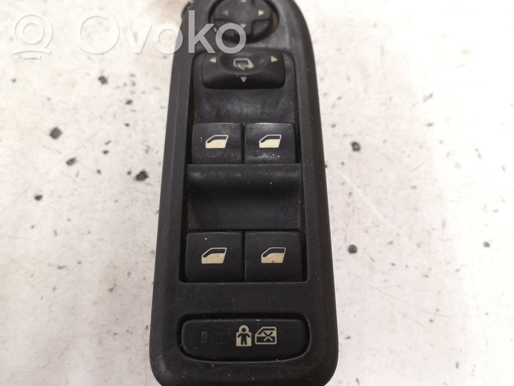Citroen C5 Electric window control switch 