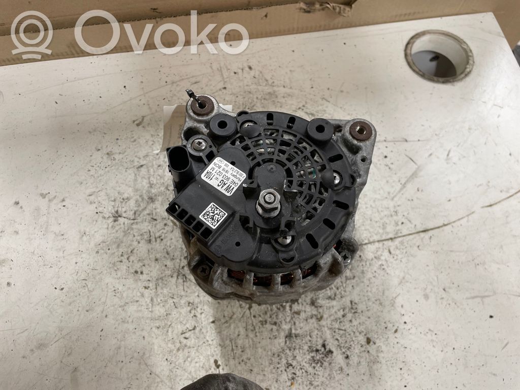 Volkswagen Polo IV 9N3 Alternator 