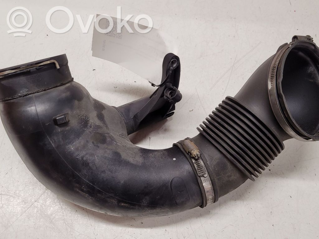 BMW 5 E60 E61 Schlauch / Leitung Ladeluftkühler 