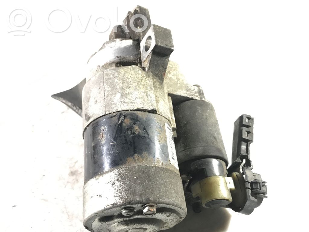 Motor de arranque   M000T90981