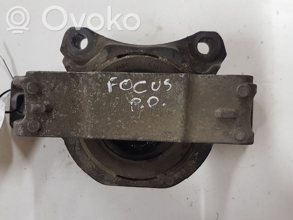 Ford Focus Engine mount bracket 