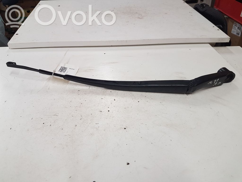 Mazda 6 Front wiper blade arm 