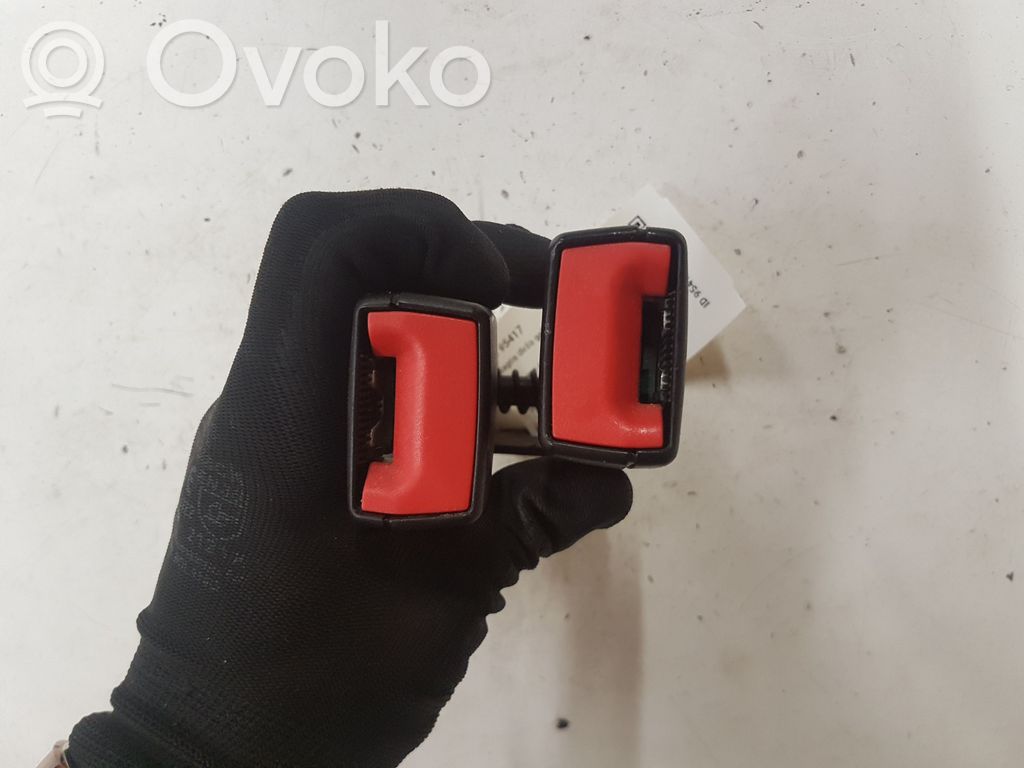 Opel Astra J Takaistuimen turvavyön solki 