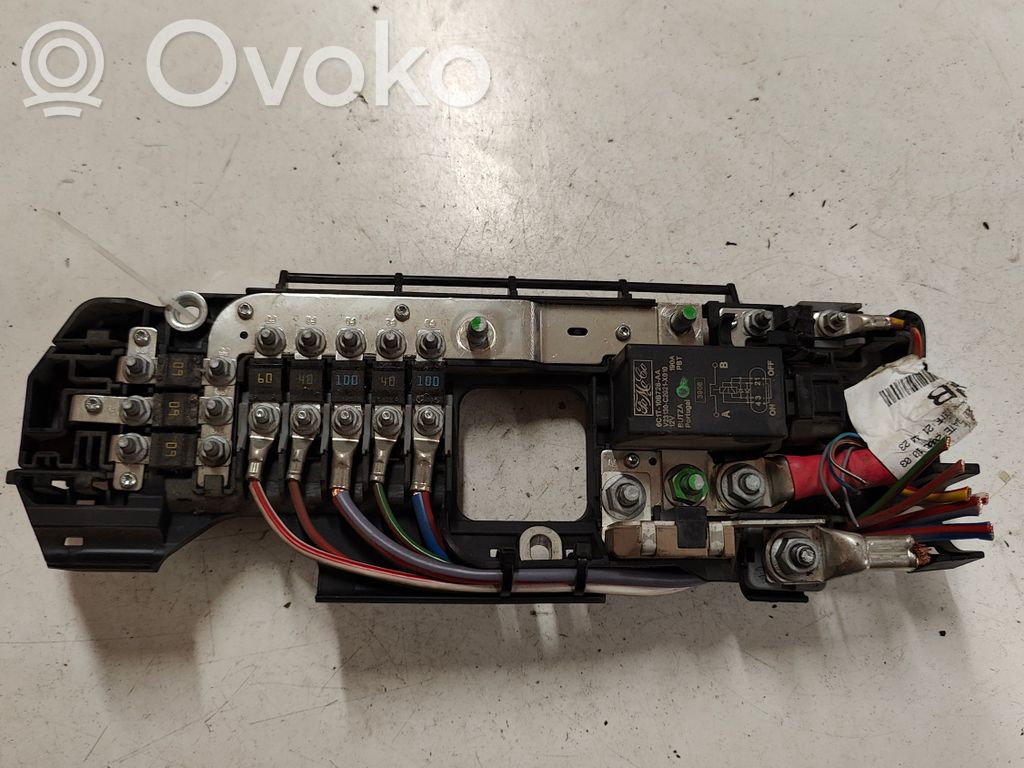Cableado positivo   6C1T0B726AA,V23130C2021X010