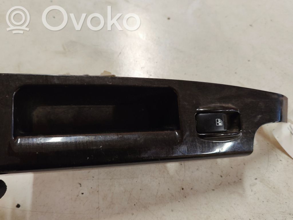 KIA Sorento Electric window control switch 