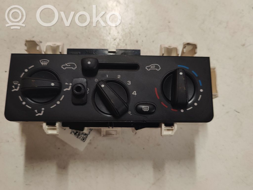 Citroen C2 Climate control unit 