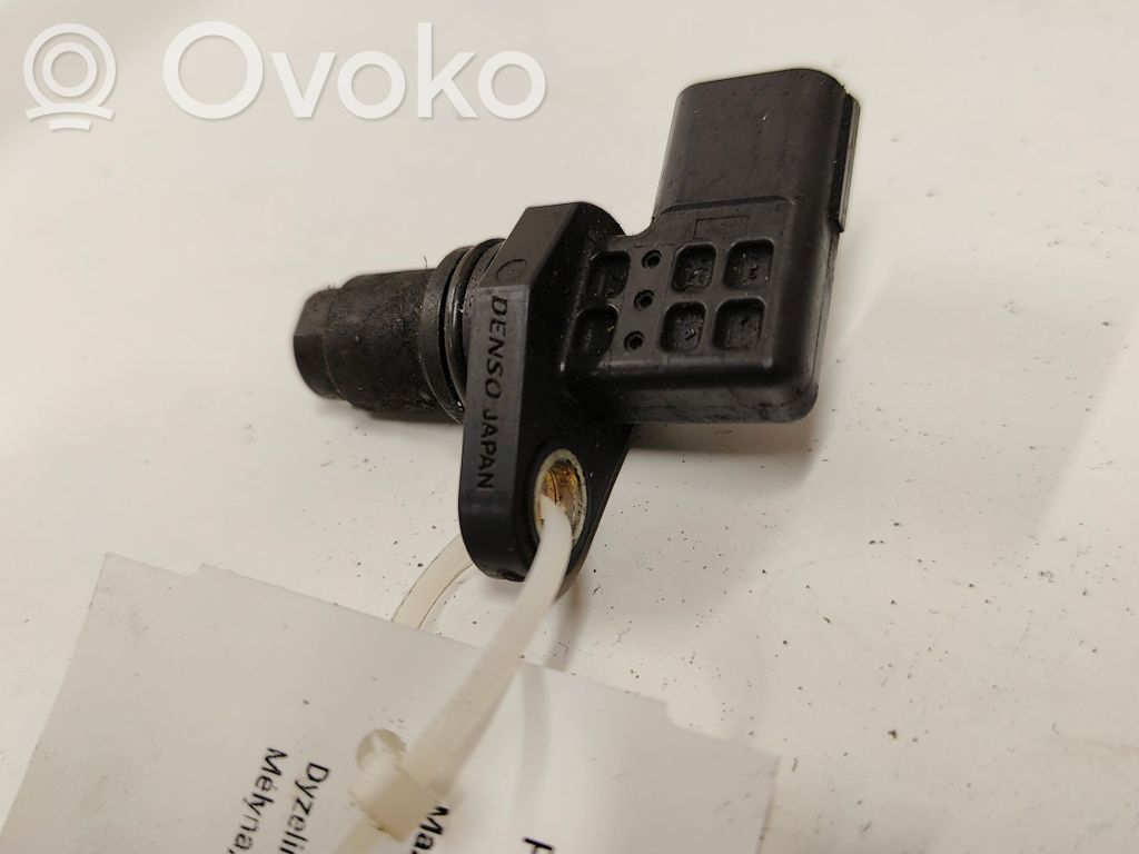 Camshaft position sensor   RF5C18230,12H28