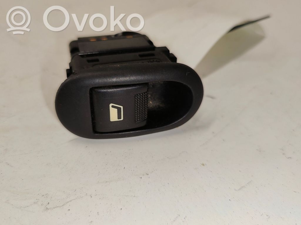 Electric window control switch   96605364XT,30054,PA66GF15