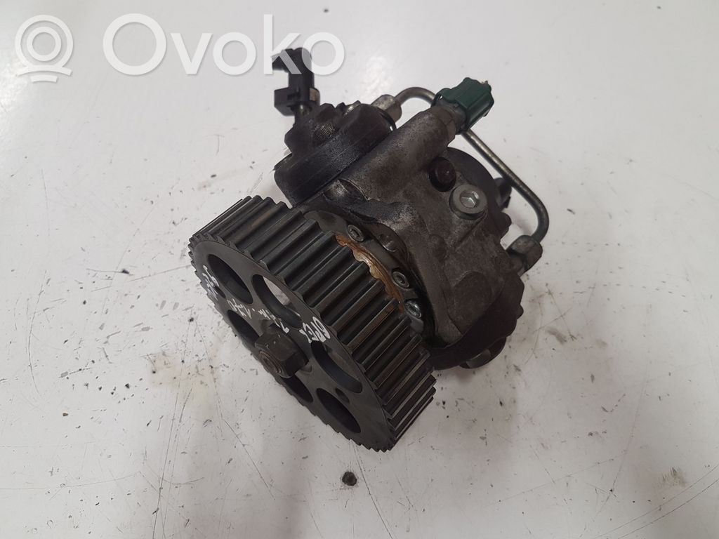 Opel Astra H Fuel injection high pressure pump 