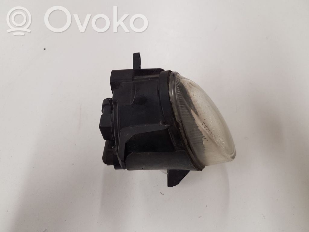 Volkswagen PASSAT CC Miglas lukturis priekšā 