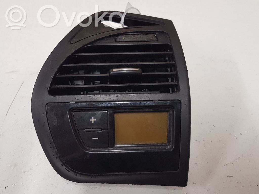 Citroen C4 Grand Picasso Boczna kratka nawiewu deski rozdzielczej 