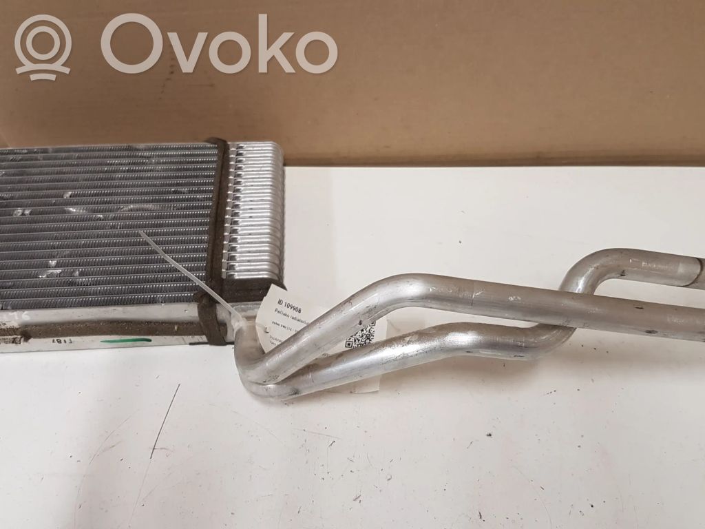 Volvo V40 Радиатор печки 