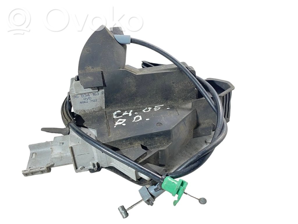 Citroen C4 I Etuoven lukko 
