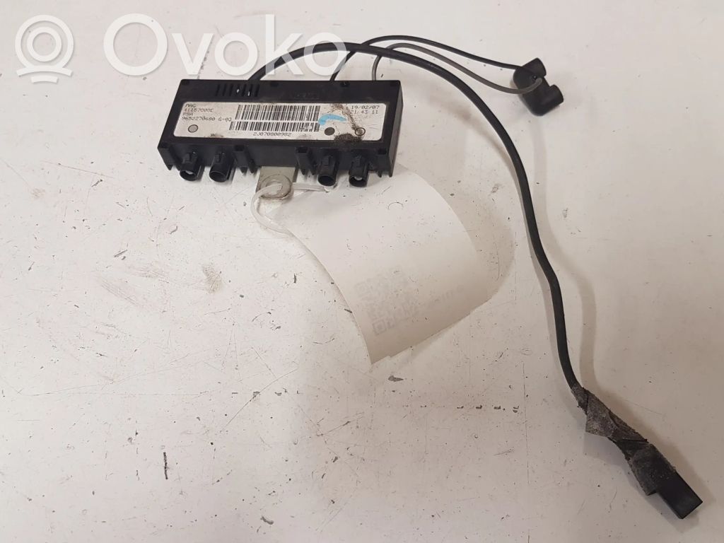 Citroen C6 Antenos stiprintuvas 