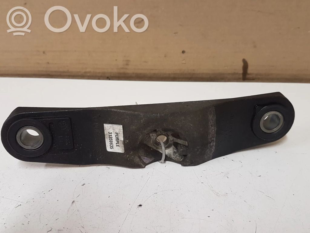 Volvo V40 Engine mounting bracket 