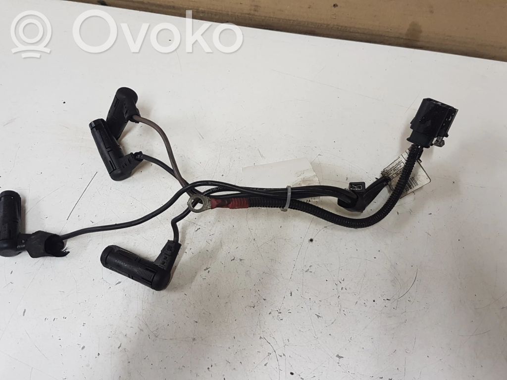 Hehkutulpan johdot   758061203C
