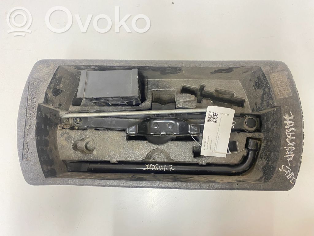 Tool box   2R8A17B043AB
