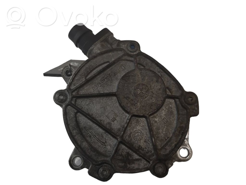 BMW 1 E81 E87 Vacuum pump 