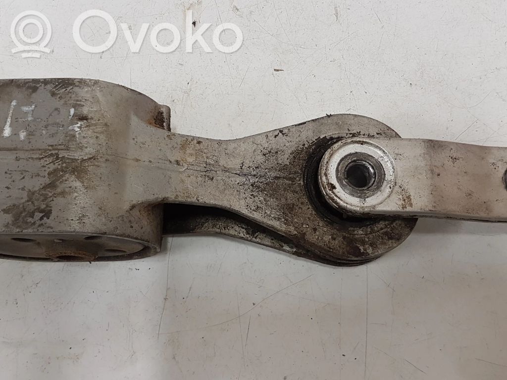 Seat Alhambra (Mk1) Gearbox mounting bracket 