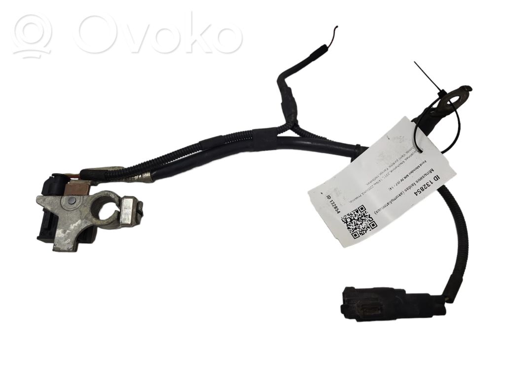 Ford Mondeo MK IV Minus / Klema / Przewód akumulatora